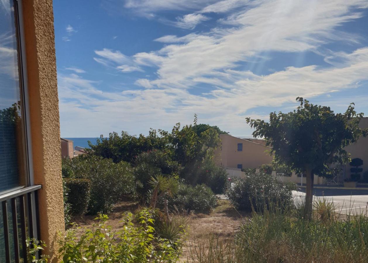 T2 - terrasse vue mer - à 500m de la plage - parking privé - arrivée autonome Saint-Pierre-la-Mer  Esterno foto